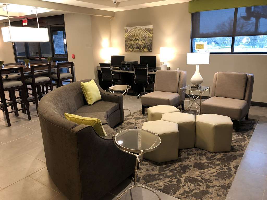 ベストウェスタン プラス フィラデルフィア ペンソーケン ホテル Cherry Hills Village インテリア 写真